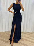 Tamara – Lässiges plissiertes ärmelloses Maxikleid mit Rundhalsausschnitt und Seitenschlitz