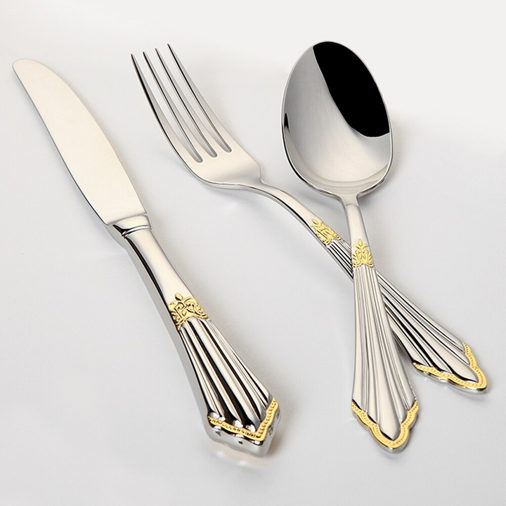 TableLuxe – Elegantes handgefertigtes Besteckset mit poliertem Finish