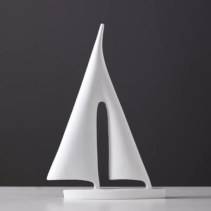 SailWhisper – Segelboot Skulptur für elegantes und modernes dekoratives Ausstellungsstück