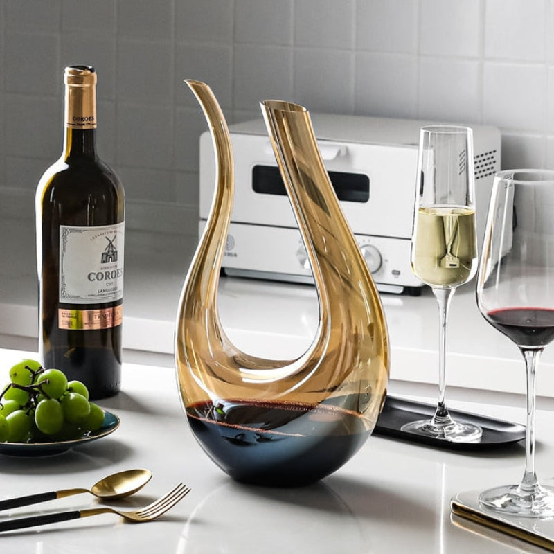 VinoNest – U förmiger Glasdekanter mit sanftem Durchfluss und modernem Entwerfen
