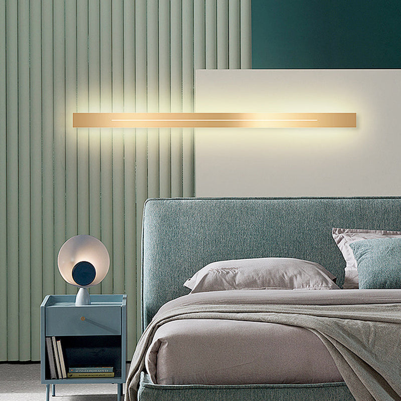 LumièreGold – Moderne LED-Wandleuchte mit minimalistischem Design für elegante Innenräume