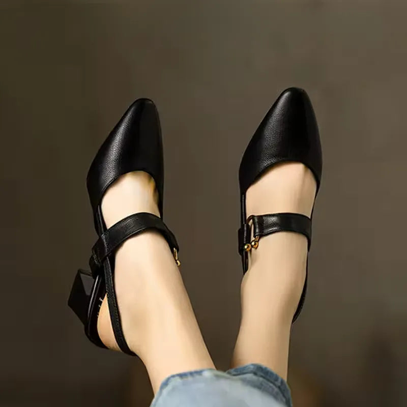 Silvana – Bequeme Schuhe mit spitzer Spitze Absatz Schnallen und rutschfester