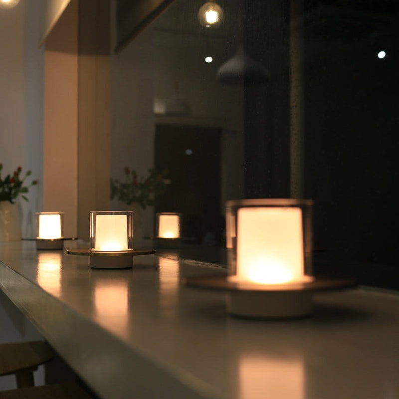 LumiGlow - Kabellose Leuchterlampe mit einstellbarer Helligkeit für den Innen und Außenbereich