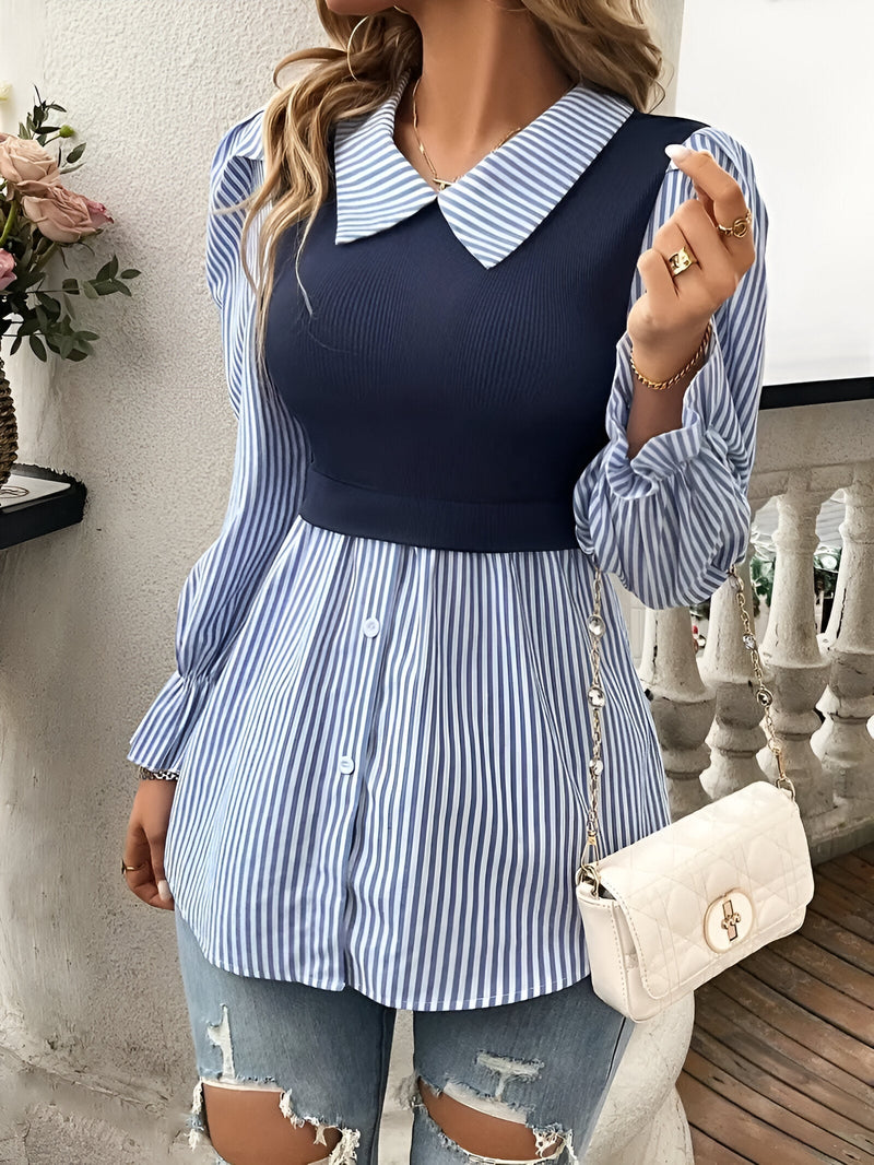Clara – Taillierte Bluse mit gestreiften Ärmeln und Rüschenmanschetten