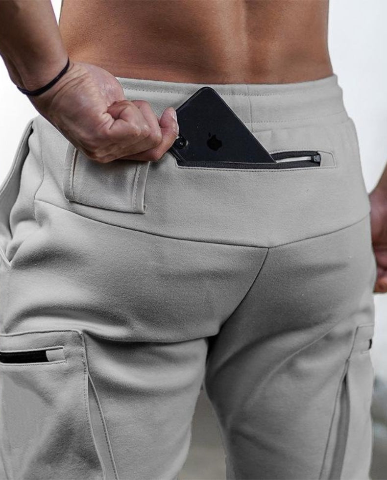 Bernd – Bequeme Hose mit Reißverschlusstaschen