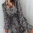 Zella - Lässiger quadratischer Kragen Blumendruck Minikleid mit langem Puffärmel