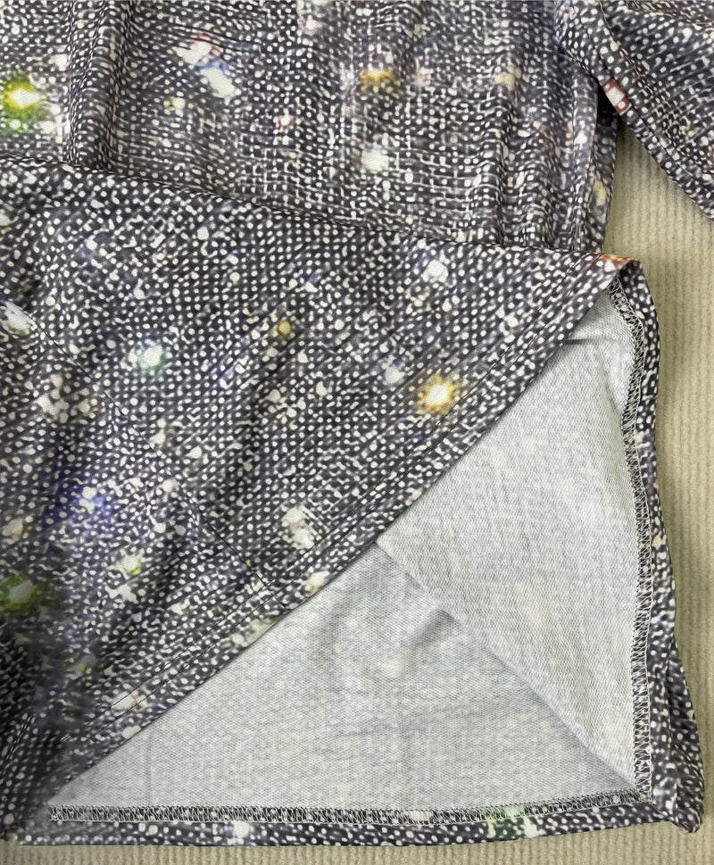 Ella - Silbernes Metallic Druck Top Für Festlichen Glamour