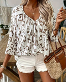 Annika – Langarmbluse mit Leopardenmuster und V Ausschnitt