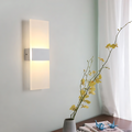 AuraTap – LED Wandleuchte mit USB Anschluss und Sensorsteuerung