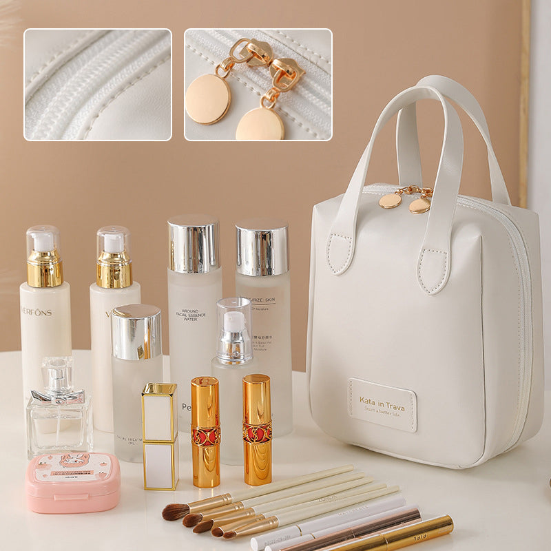 Mira – Kompakte Reisetasche mit ausklappbarem Design und Aufbewahrungsfunktion