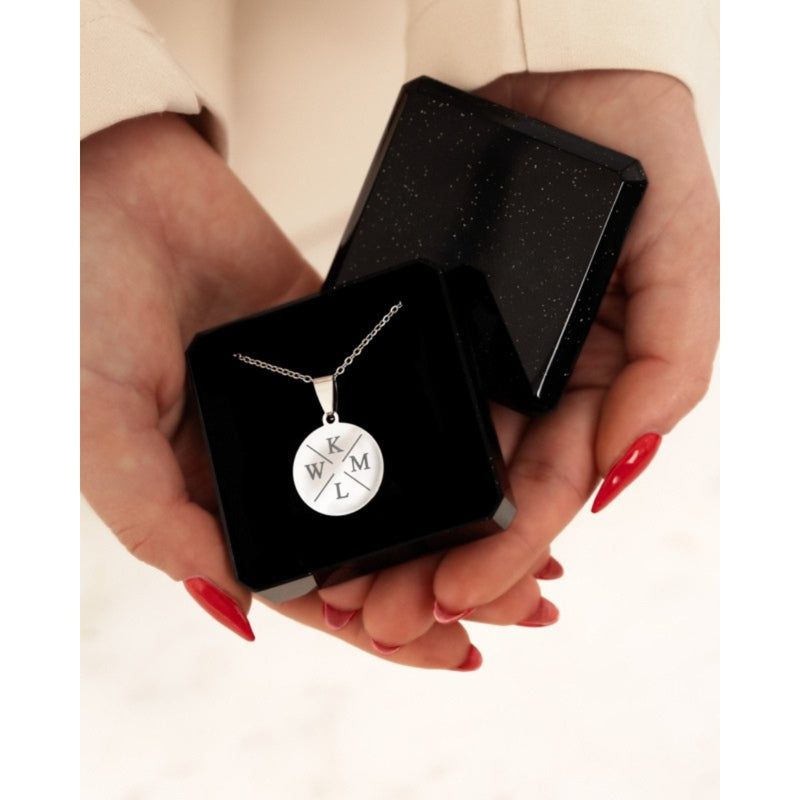 Muttertag – Herzliche Goldkette mit personalisierter Buchstabengravur