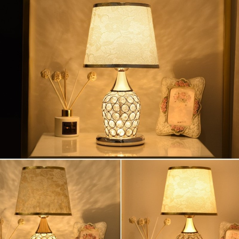 AuraGlow – Elegante von Urnen inspirierte dekorative Tischlampe