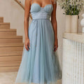Bente – Modisches rückenfreies Maxikleid mit Spaghettiträgern für einen einzigartigen Look