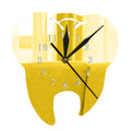 MechLite – Moderne Wanduhr mit reflektierendem Oberflächendesign