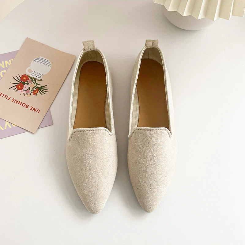 Alina - Elegante spitz zulaufende flache Schuhe mit rutschfester Sohle