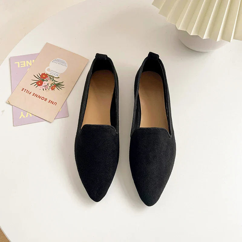 Alina - Elegante spitz zulaufende flache Schuhe mit rutschfester Sohle