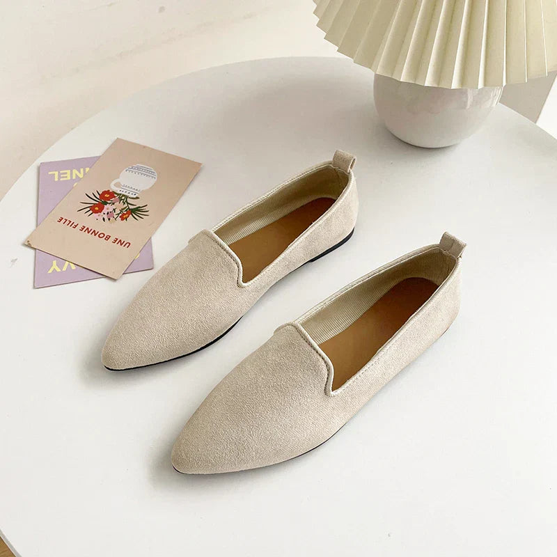 Alina - Elegante spitz zulaufende flache Schuhe mit rutschfester Sohle