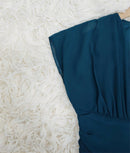 Tessa – Blaues kurzärmeliges Midikleid mit Bindegürtel