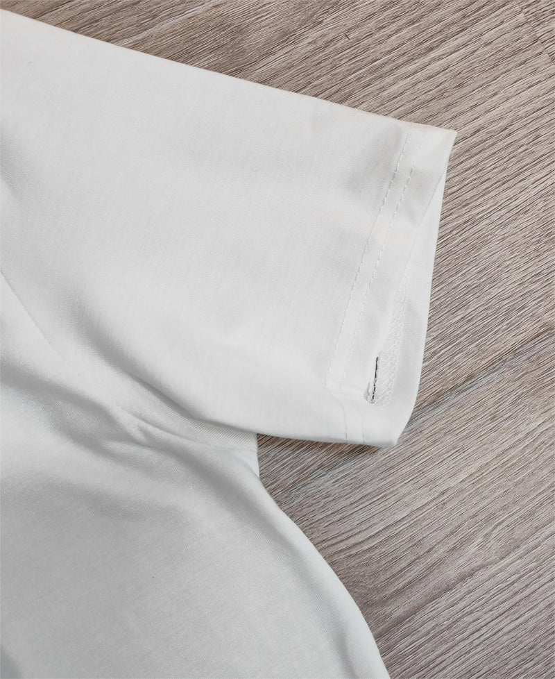 Lily – Klassisches Kurzarm Top Mit V Ausschnitt