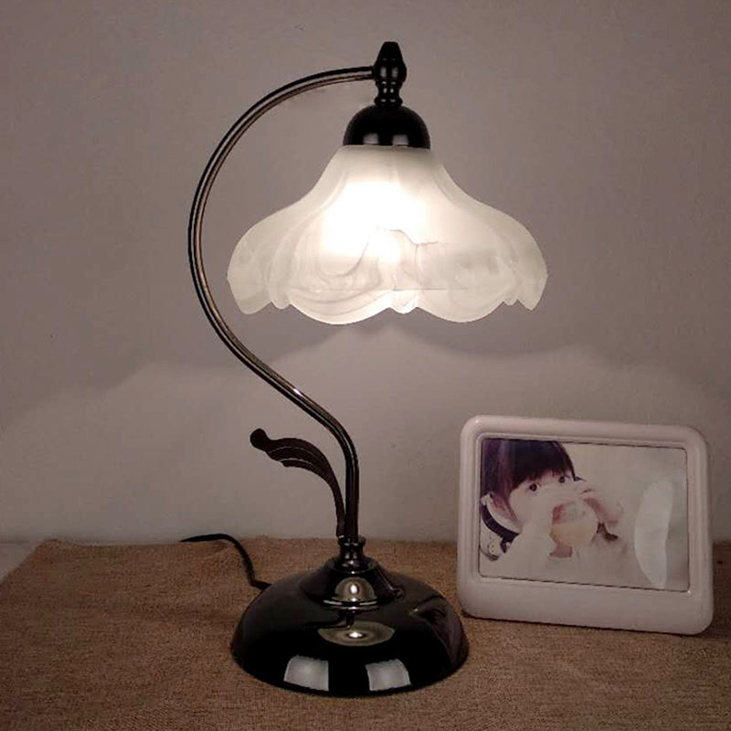 AuraLamp – Tragbare Tischlampe mit Vintage Charme