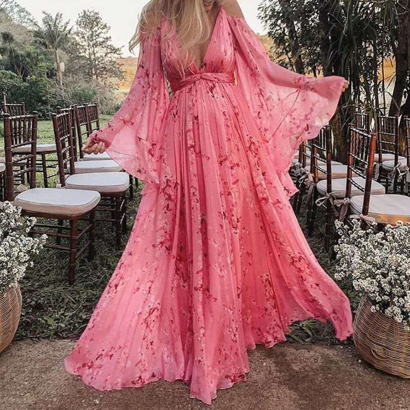 Clara – Elegantes Kleid mit Blumenmuster tiefem V Ausschnitt und Glockenärmeln