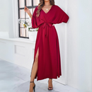 Zulema - Stylisches Kleid mit V Ausschnitt langen Ärmeln und Gürtel