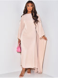 Rhea – Lässiges Cape-Ärmel-Kleid  Mit hohem Halsausschnitt und bodenlanger Länge