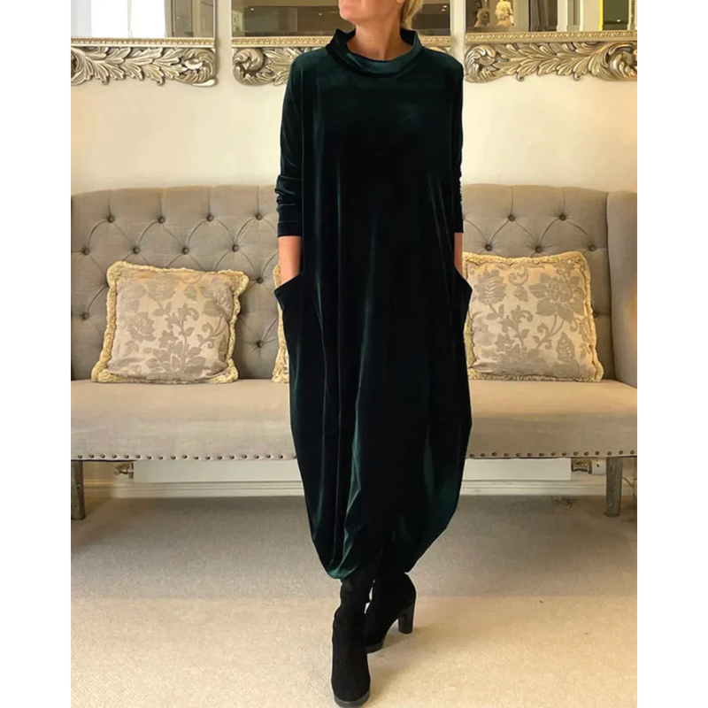 Nora – Oversize-Langarmkleid mit praktischen Seitentaschen