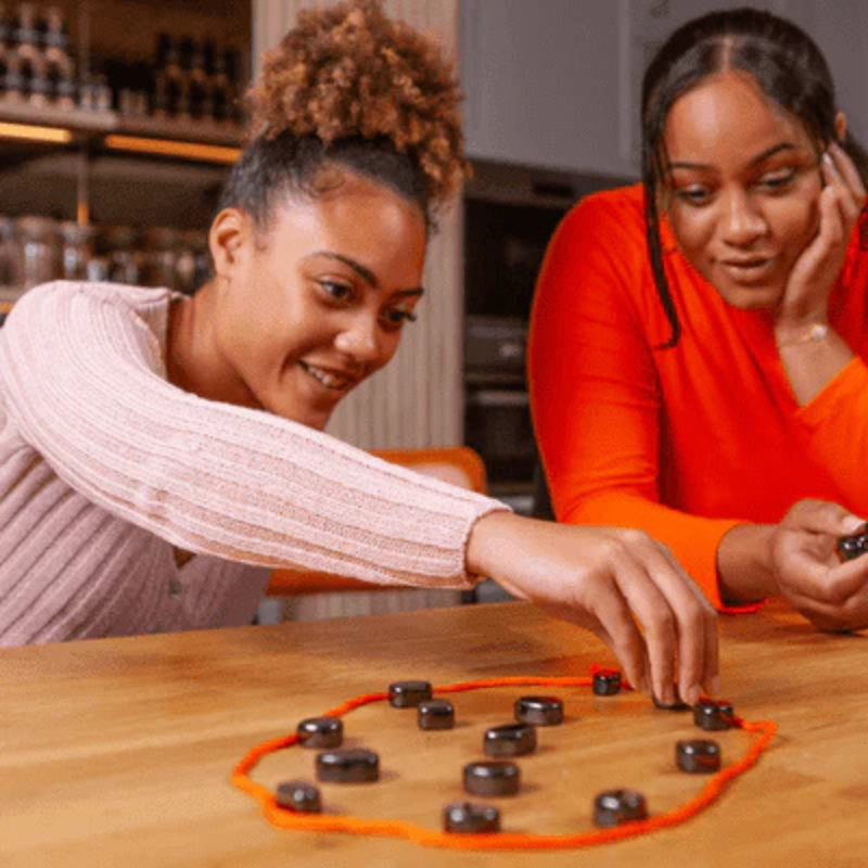ChessMag - Magnetisches Schach Brettspiel für reibungsloses und tragbares Spielen