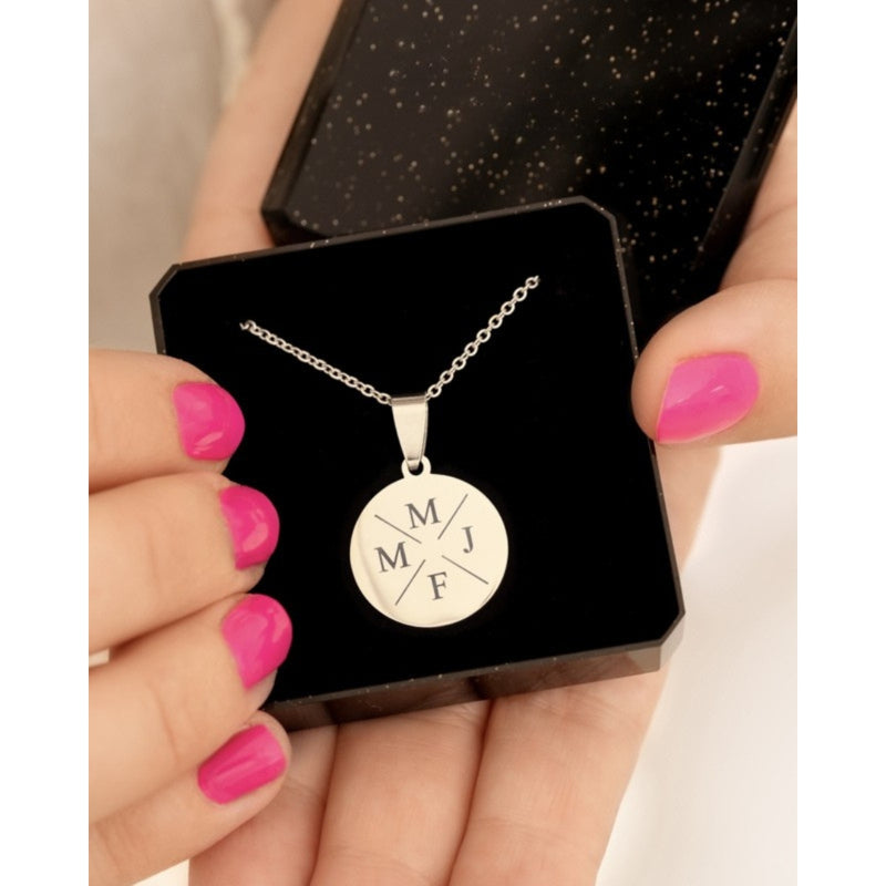 Muttertag – Herzliche Goldkette mit personalisierter Buchstabengravur