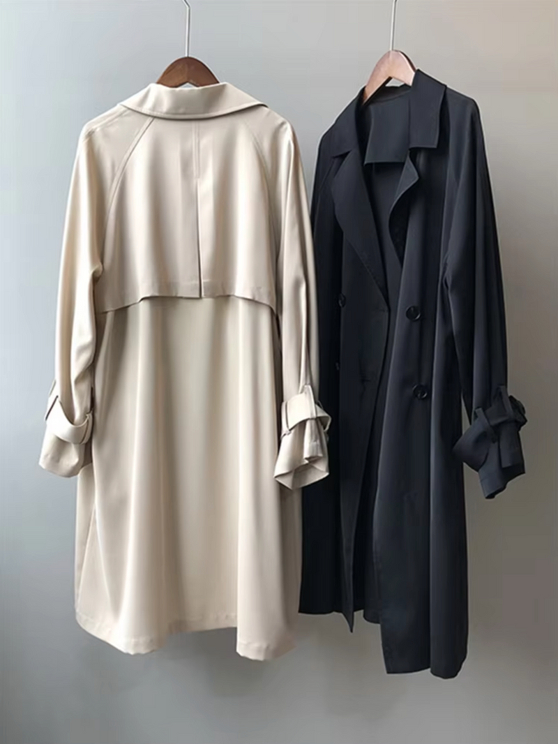 Clara - Langer Trenchcoat mit Reverskragen Knöpfen und langen Ärmeln