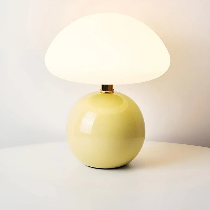 MushLuxe – Einzigartige Pilz Tischlampe mit wiederaufladbarem Entwerfen
