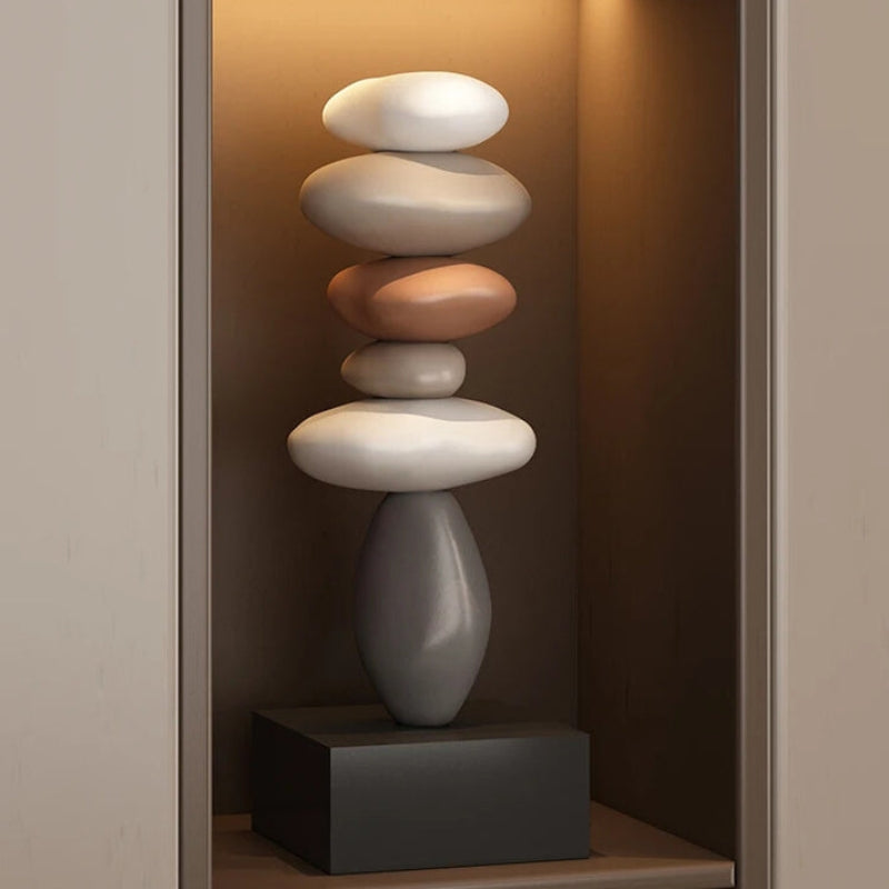 StoneBalance – Moderne gestapelte Steinskulptur zur Wohnzimmerdekoration