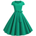 Emilia – Lässiges Kurzarmkleid mit Gürtel in der Taille und taillierter Passform