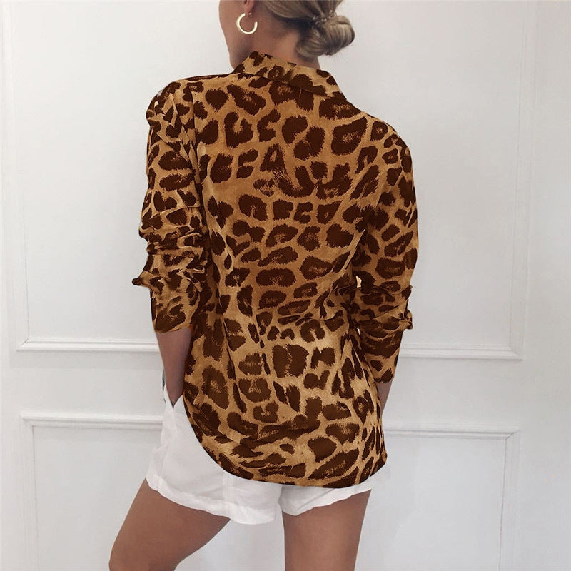Hanna – Bluse mit Umlegekragen und Leopardenmuster und langen Ärmeln