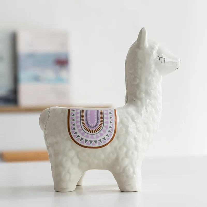 AlpacaGlow – Einzigartiger Alpaka Blumentopf für verspielte Raumdekoration