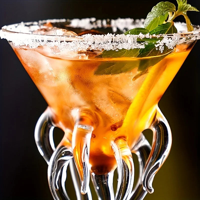 OctoGlaze – Von Oktopus inspiriertes Cocktailglas für einzigartigen Stil