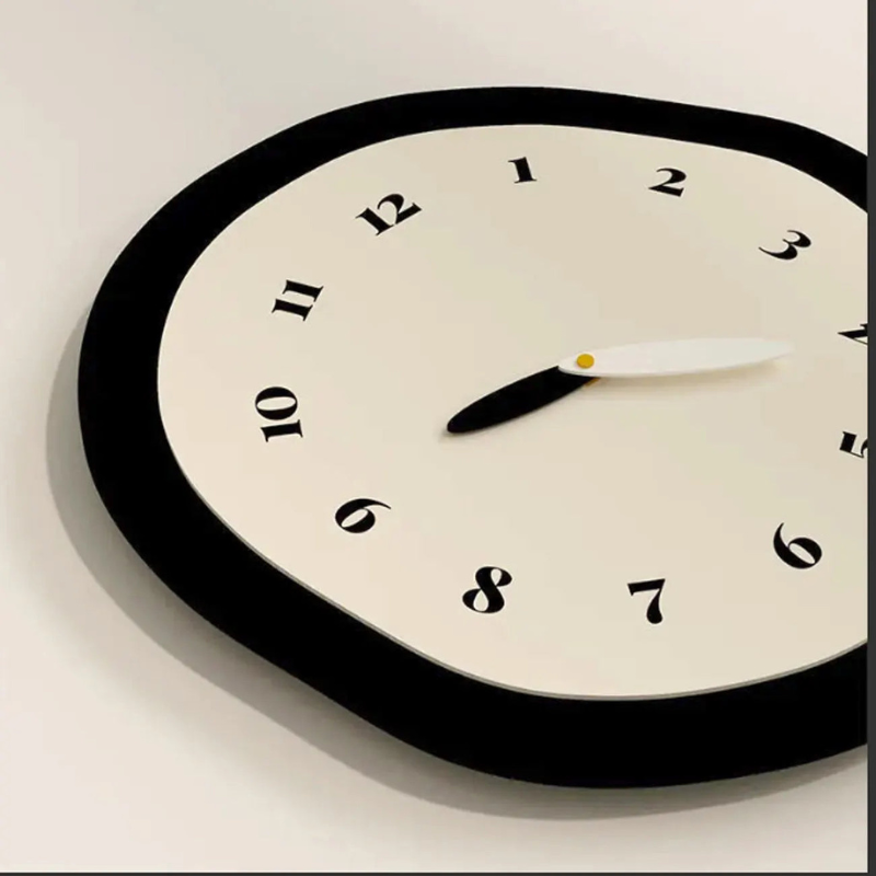 CalmTick – Moderne geräuschlose Wanduhr mit künstlerischer Form für einzigartiges Dekor