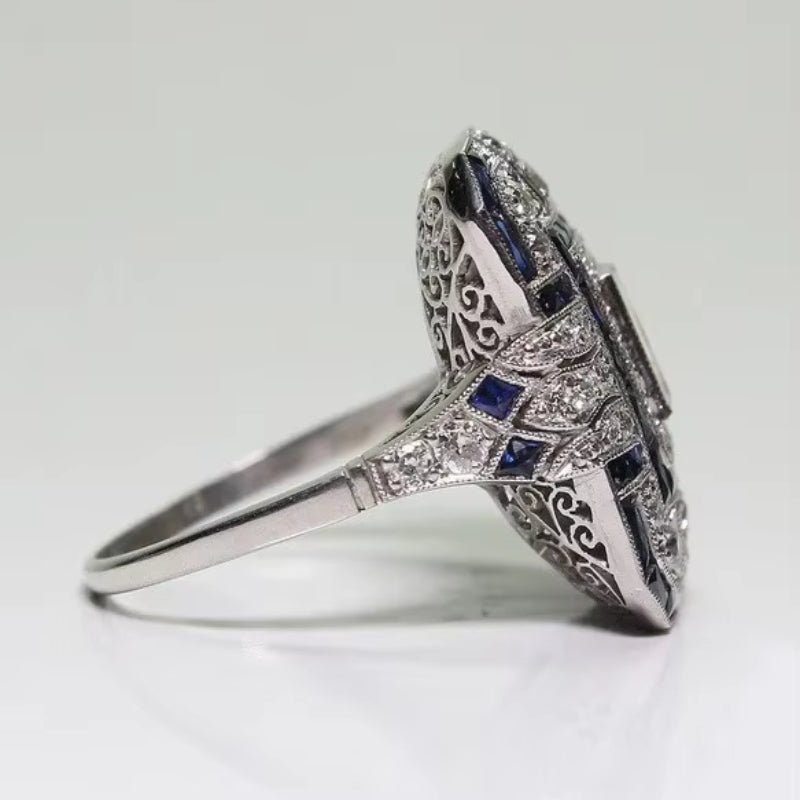 Selina – Glänzende kräftiger Ring mit breitem Band und elegantem Entwerfen