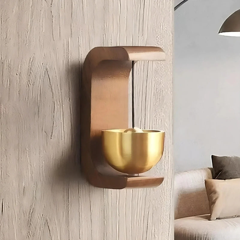 BellTone – Dekorative Türklingel mit handpoliertem Messing und Zeder