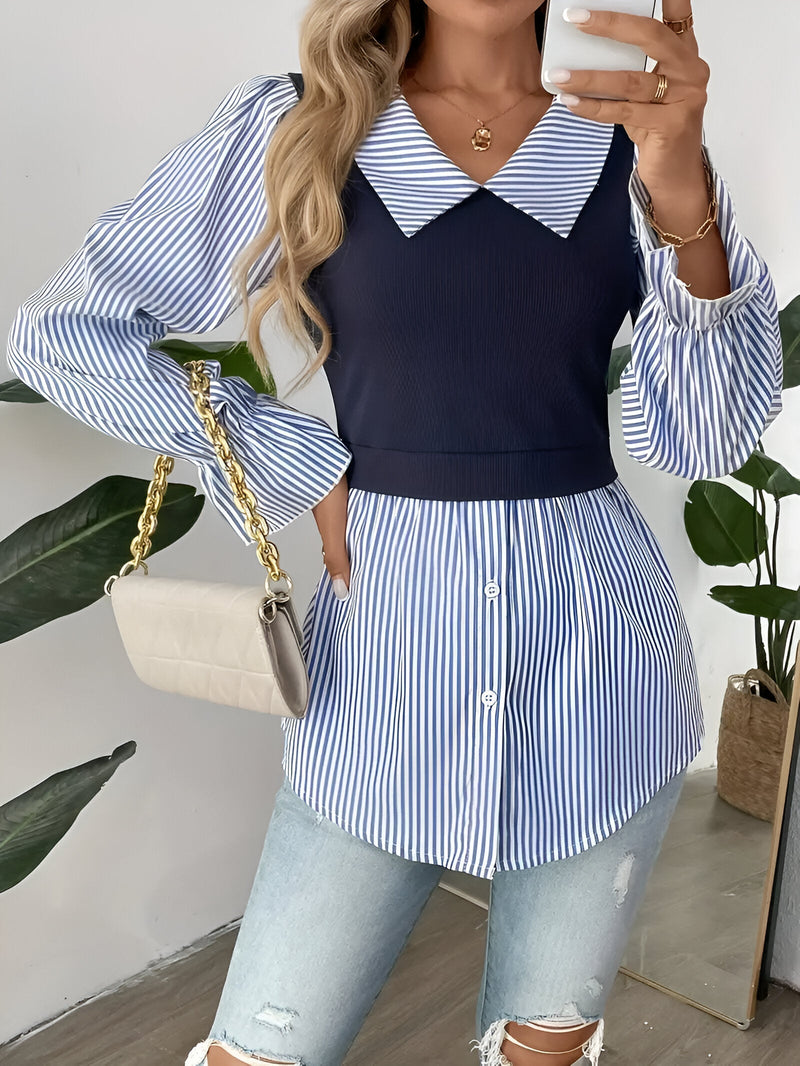 Clara – Taillierte Bluse mit gestreiften Ärmeln und Rüschenmanschetten