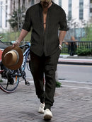 Andreas - Elegantes zweiteiliges Satz mit gestreiftem Knopfhemd und Taschenhosen