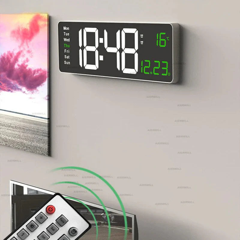 PulseTime – Digitale LED Uhr mit Fernbedienung und übersichtlichem LED Anzeige