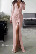 Chloé – Elegantes Plissee-Kleid mit V-Ausschnitt, schmeichelnder Silhouette und fließendem Schnitt