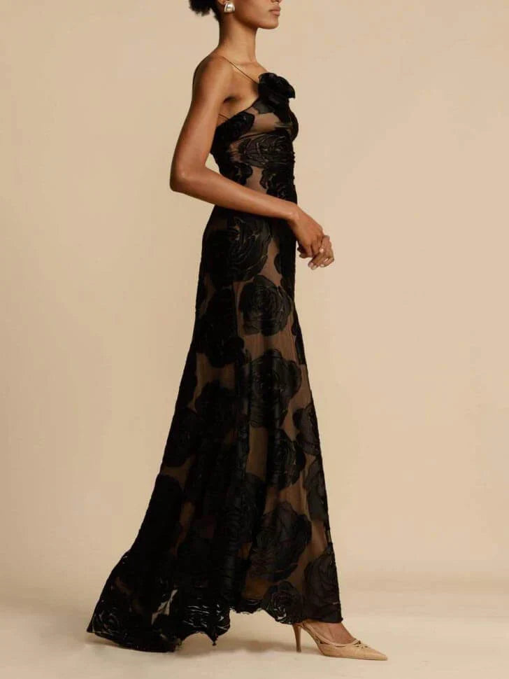 Lucille – Elegantes Schulterfreies Maxikleid
