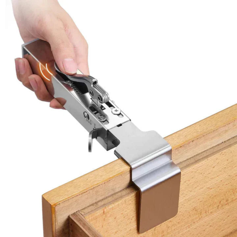 GripMaster – Verstellbare Festklemme für schnelle und sichere Schubladenmontage