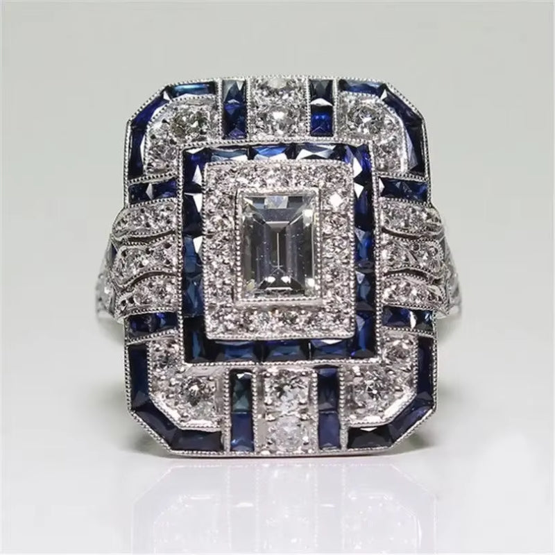 Selina – Glänzende kräftiger Ring mit breitem Band und elegantem Entwerfen