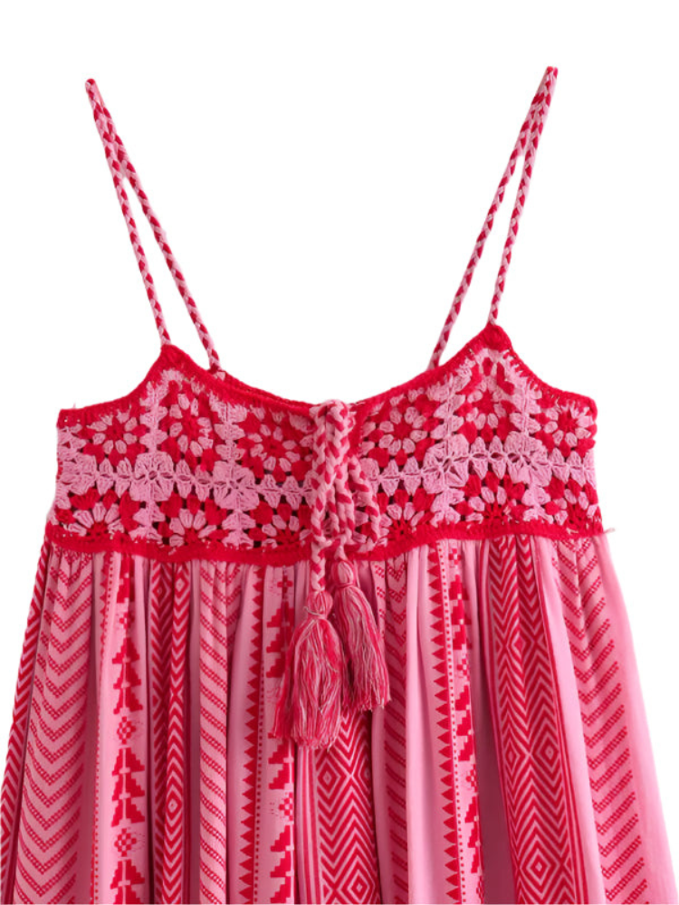 Emma – Ärmelloses Maxikleid mit Spaghetti Trägern und rückenfreiem Entwerfen
