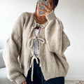 Emilia – Warme Langarm Strickjacke mit lockerer Passform und Rundhalsausschnitt