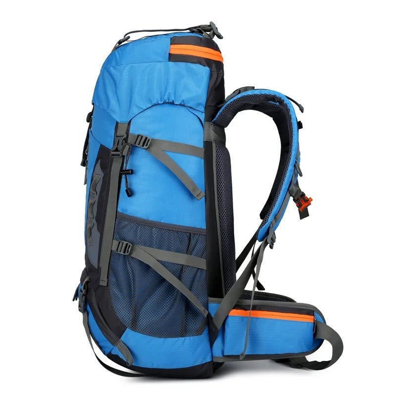 TrekPack – Wasserdichter Camping Rucksack mit großem Fassungsvermögen und verstellbarem Schultergurt
